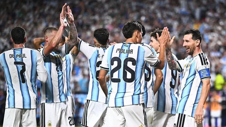 Argentina Mulai Kompetisi Piala Dunia dengan Kemenangan 3-0 atas Aljazair