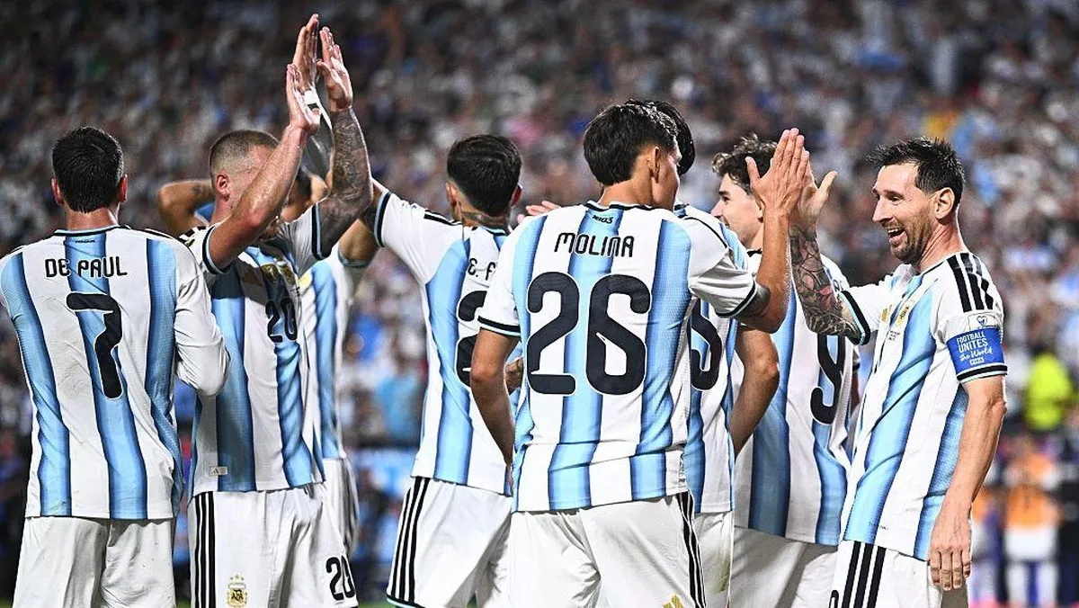 Argentina Mulai Kompetisi Piala Dunia dengan Kemenangan 3-0 atas Aljazair