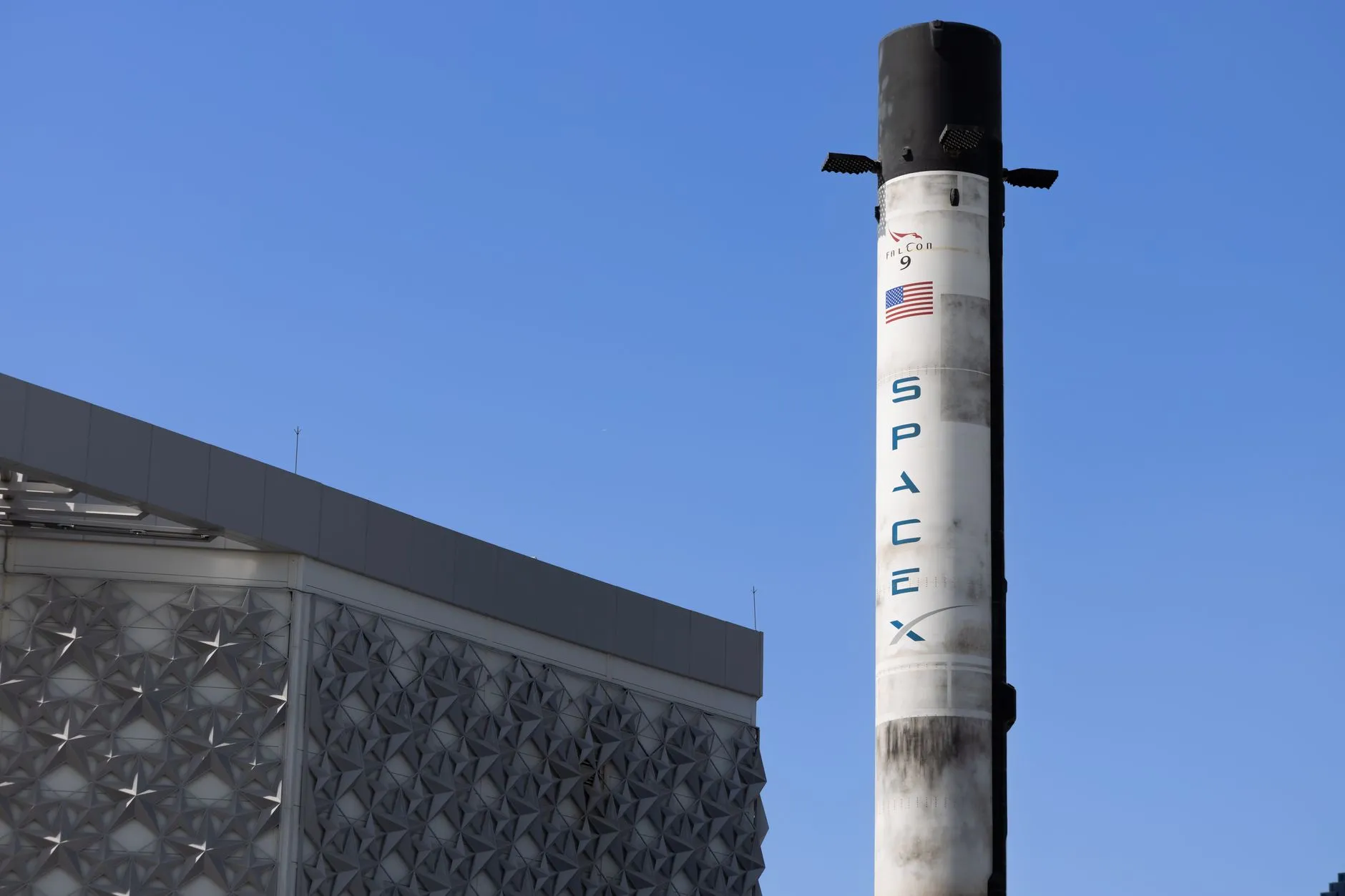IPO SpaceX Lonjakan Kekayaan Elon Musk dan Para Petinggi Perusahaan