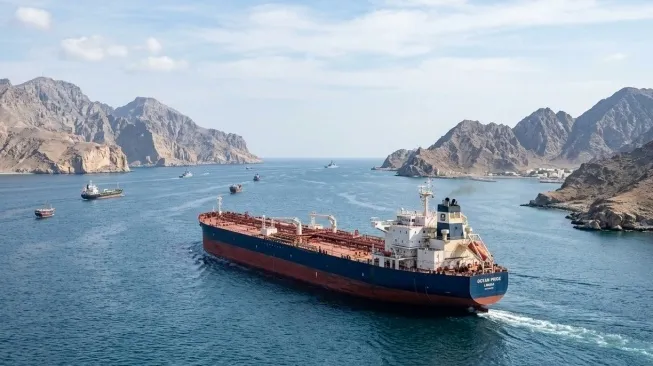 Iran Ajukan Skema Asuransi Kapal di Selat Hormuz, Ancaman bagi Perdagangan Global