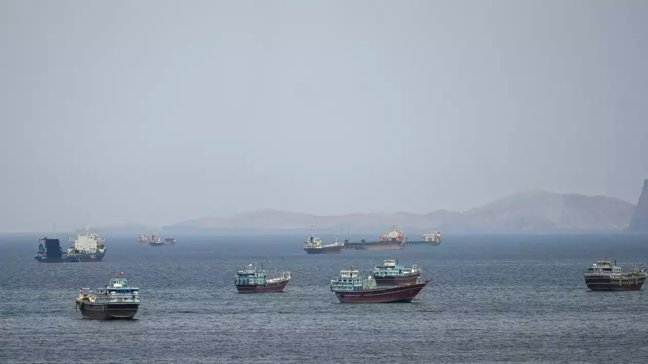 Iran Umumkan Penutupan Selat Hormuz Terkait Pelanggaran AS dan Israel