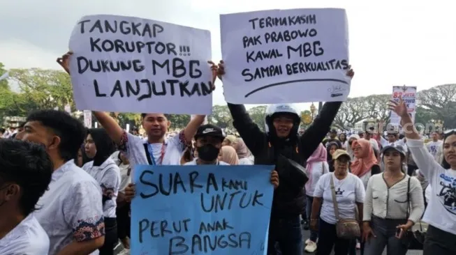 KPAI Menyesalkan Pelibatan Siswa dalam Aksi Pawai Dukung Program Makan Bergizi Gratis di Batam