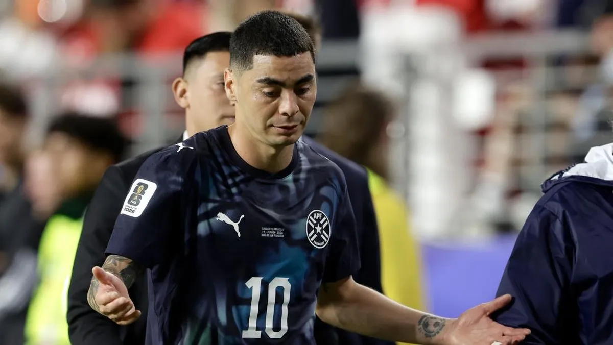 Miguel Almiron Dapat Kartu Merah Usai Insiden di Laga Turki vs Paraguay