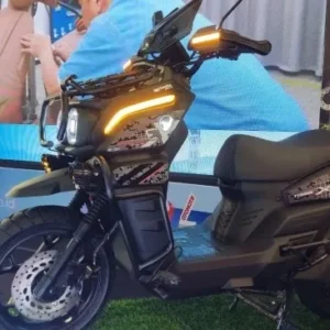 Peluncuran Skutik Urban dan Adventure, Indomobil Perkuat Kendaraan Listrik di Solo