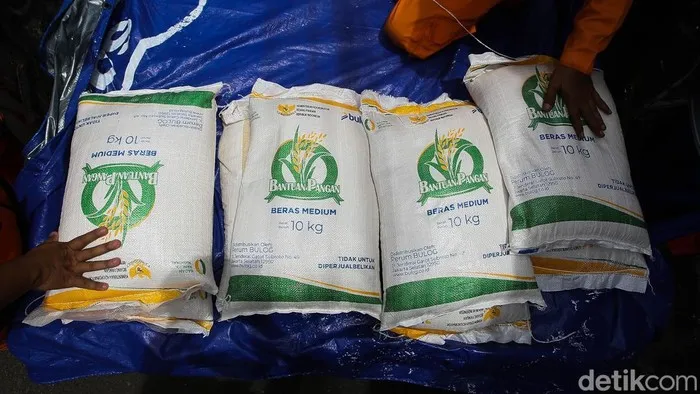 Pemerintah Luncurkan Bantuan Pangan Tiga Bulan dengan Anggaran Rp 17,54 Triliun