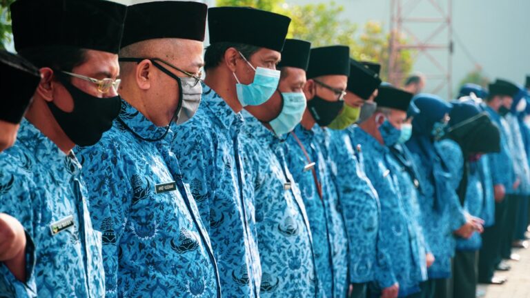 Prabowo Sebut Program MBG Penting, Gerindra Bantah Isu Awasi Gibran