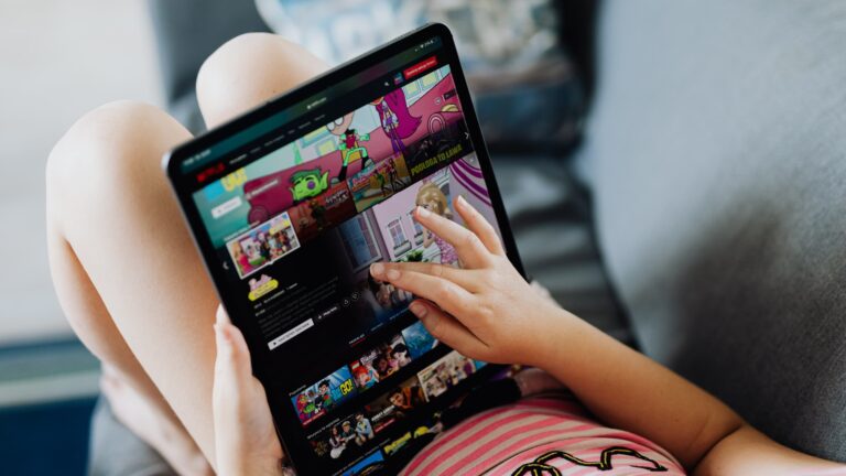 TikTok Dipenuhi Konten AI Sampah, Pengguna Anak-Anak Paling Terpengaruh