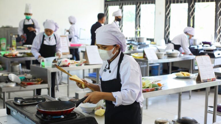 Pemerintah Lanjutkan Program Magang Nasional dan Vokasi Semester II-2026