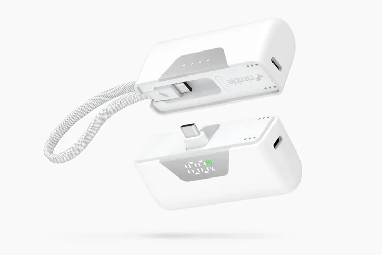 Powerbank Unik Sharepower Dapat Mengisi 4 Perangkat Secara Bersamaan