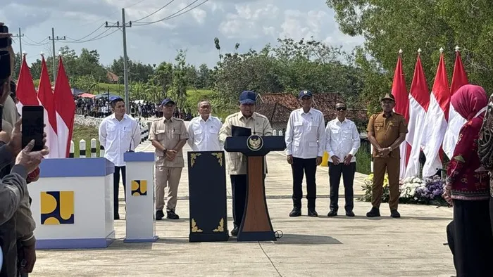 Prabowo Resmikan Infrastruktur Jalan Daerah 1.151 Kilometer, Rp 5,41 Triliun