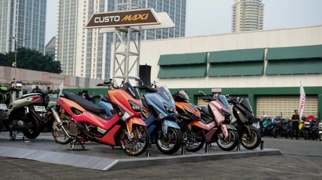Ratusan Biker MAXi Yamaha Meriahkan Event MAXi Yamaha Day di Karawaci