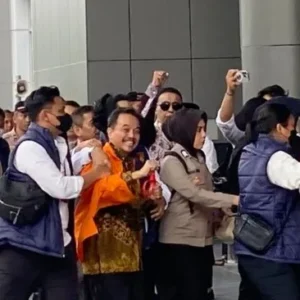 Roy Suryo dan Dokter Tifa Resmi Dilimpahkan ke Kejari Jakarta Selatan