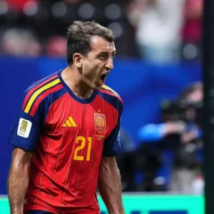 Spanyol Hancurkan Arab Saudi 4-0 di Piala Dunia 2026, Oyarzabal Bersinar