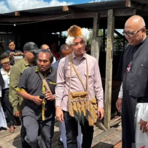 Wapres Gibran Dukung Pembangunan Katedral Baru di Asmat dengan Penanaman Cemara