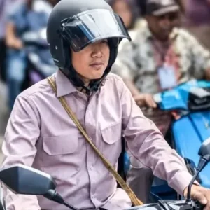 Wapres Gibran Rakabuming Gunakan Motor Listrik Saat Kunjungan ke Papua